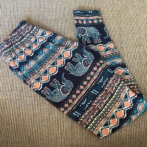 ⭐ 3 for $15 ⭐ - No Boundaries Tribal Elephant Pattern Leggings